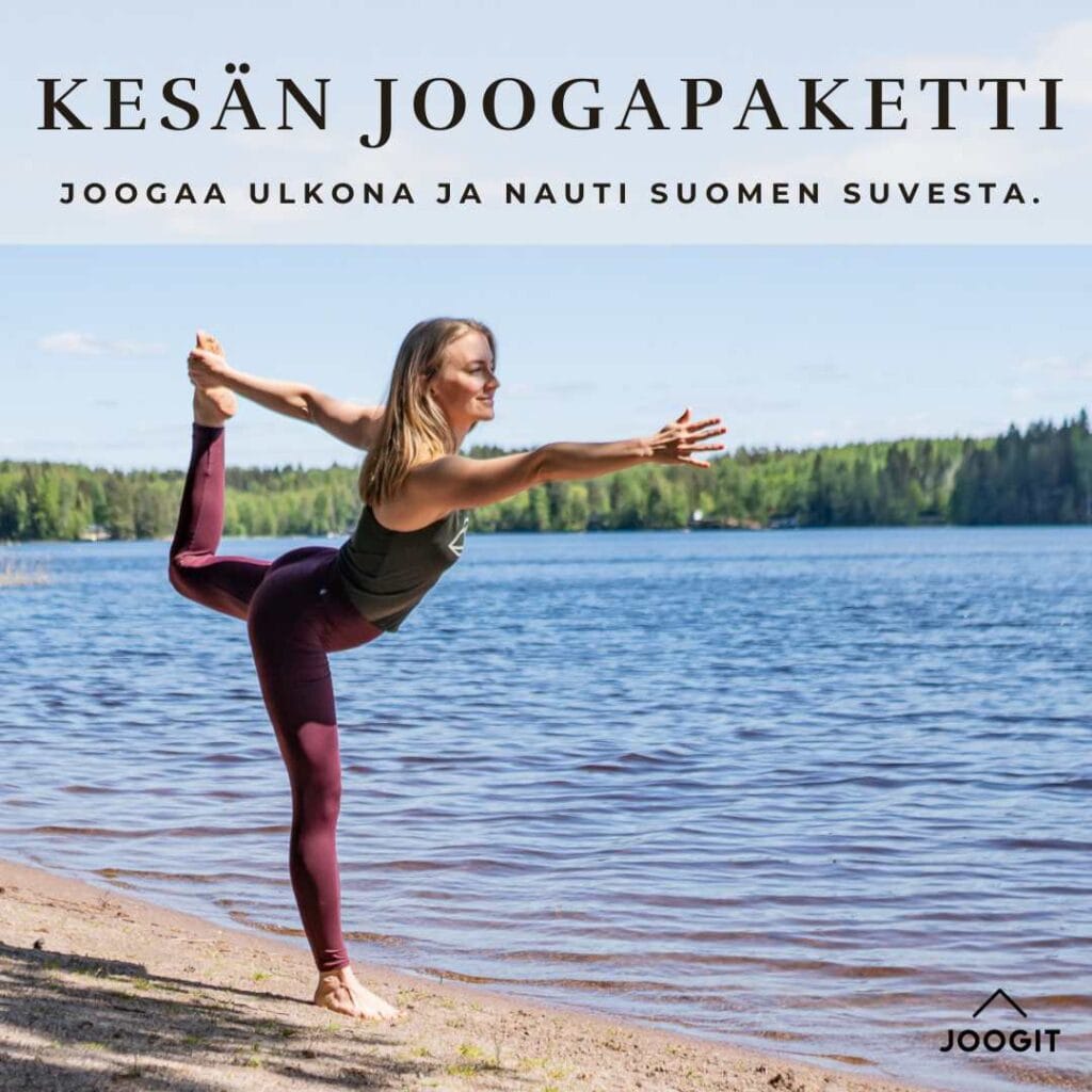 kesäjoogapaketti joogaa ulkona